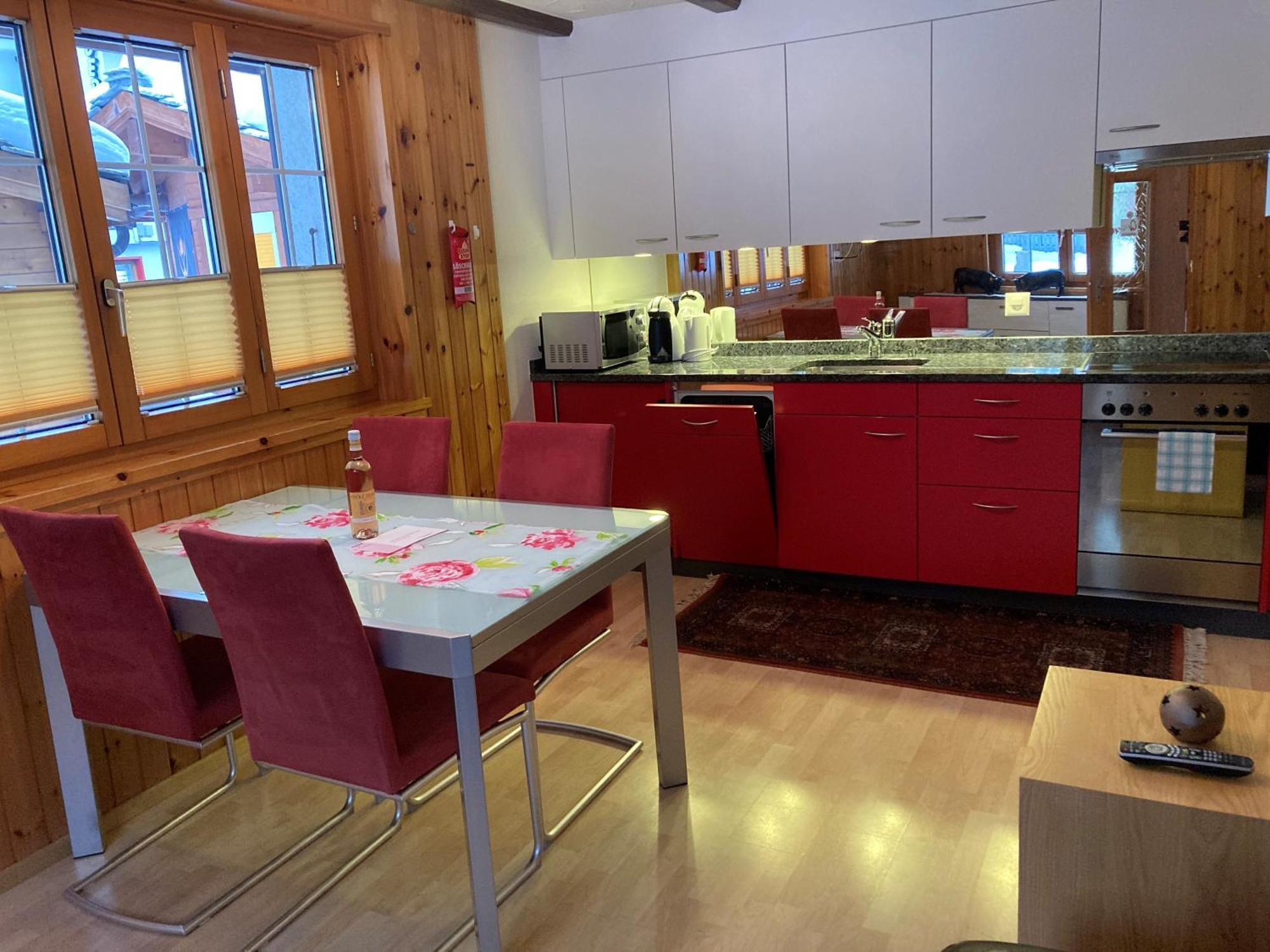 Haus Alpenperle Apartment Saas-Almagell Ruang foto