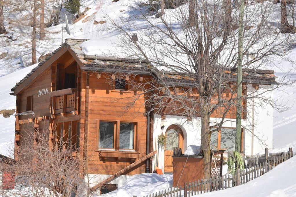 Haus Alpenperle Apartment Saas-Almagell Bagian luar foto